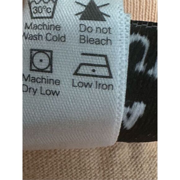 Jay Z 4:44 tour shirt Brooklyn Sz MTab Rap Tour Shirt - Picture 11 of 11